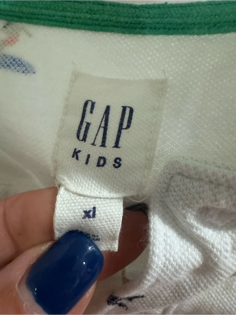 GAP White Polo with Surf and Palm Embroidery